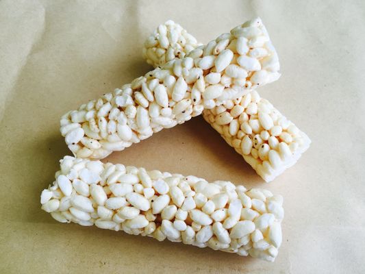 Φορμάροντας φραγμός φραγμών ενεργειακών δημητριακών που διαμορφώνει τα διαφορετικές μεγέθη και τις μορφές μηχανών