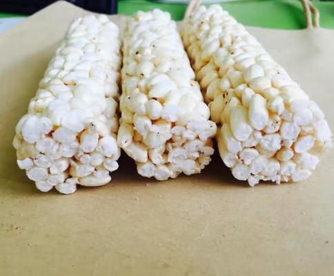 Πολυ - σύνθετος φραγμός καραμελών granola δημητριακών λειτουργίας που διαμορφώνει τη μηχανή