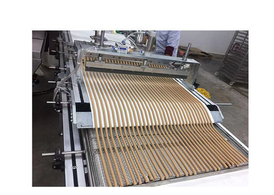 Τρόφιμα σκυλιών, πρόχειρα φαγητά κρέατος Trainning σκυλιών που κατασκευάζουν τη μηχανή