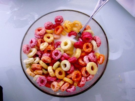 Τριζάτη γραμμή παραγωγής γραμμών επεξεργασίας νιφάδων καλαμποκιού δημητριακών Kellog/νιφάδων καλαμποκιού